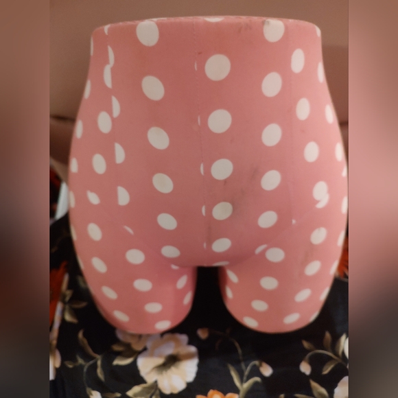 PINK Victoria's Secret Other - Victoria's secret manniquin